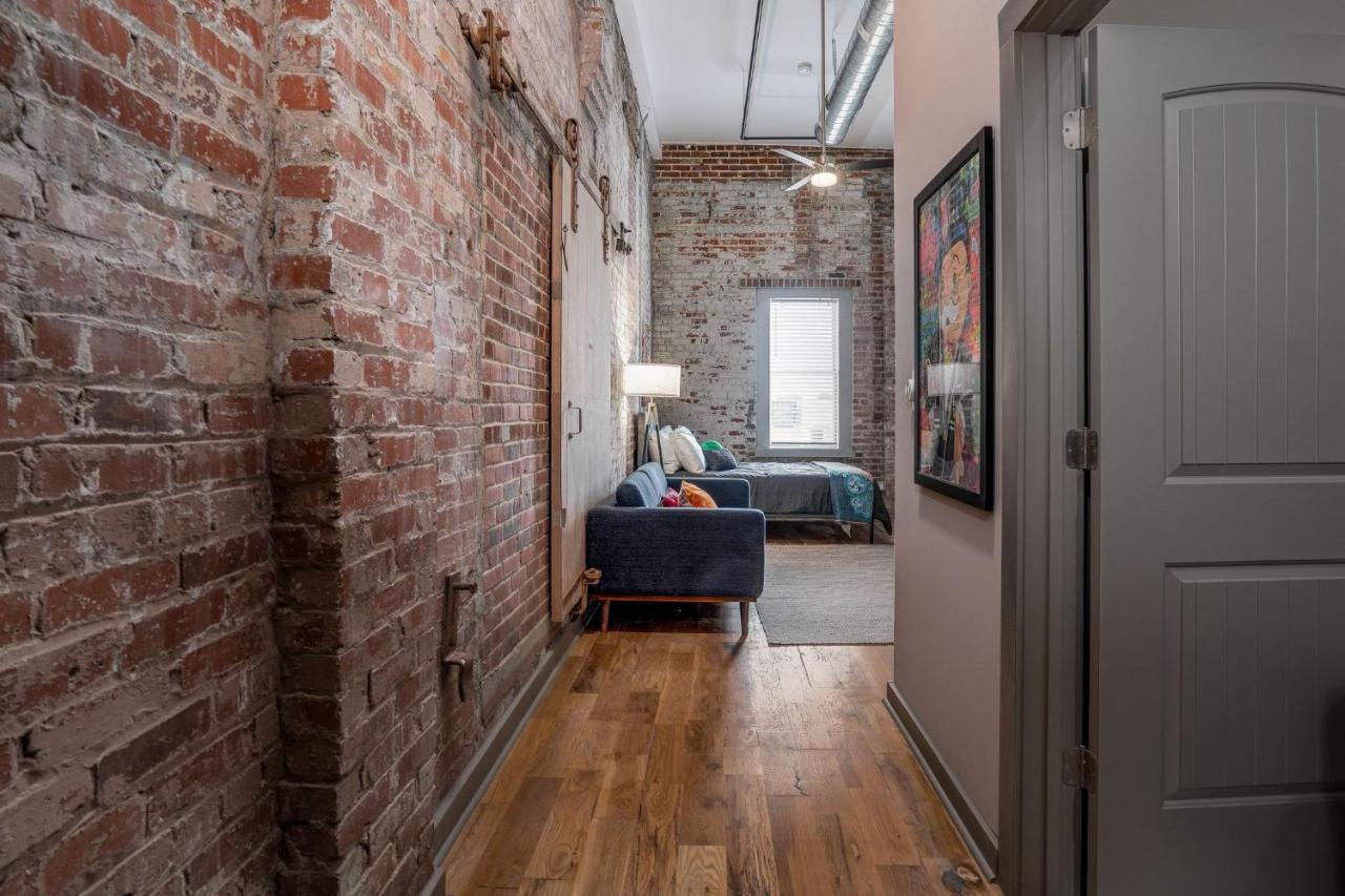 The Davis Lofts At Main Street - Unit 3D Apartment Rocky Mount Exterior foto